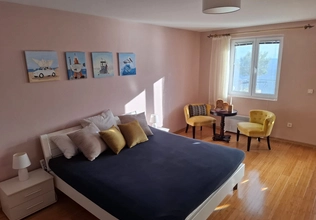 Ekskluzivna vila sa pogledom na more i bazenom u Reževićima