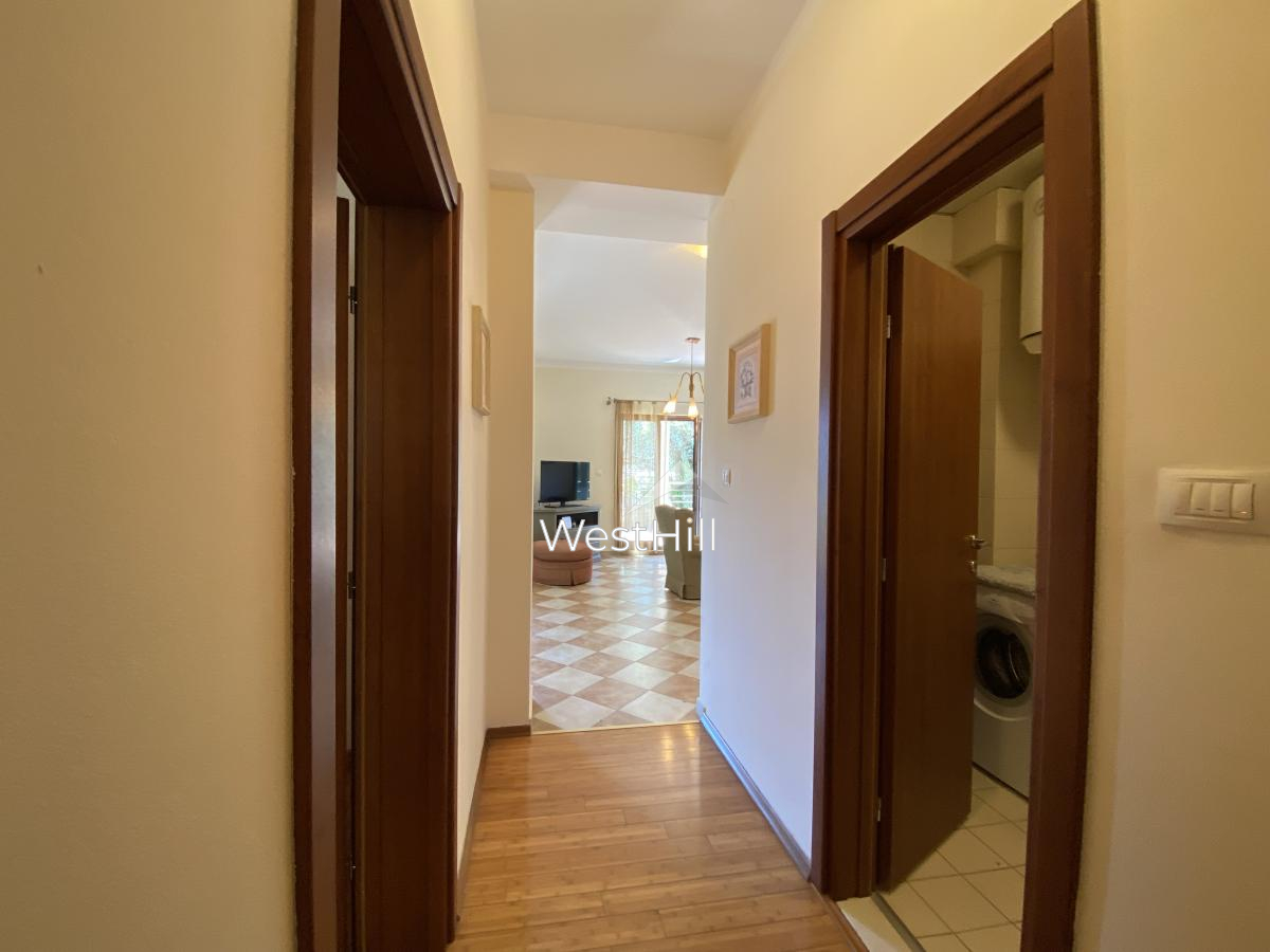 Wohnung zu verkaufen in Risan mit Meerblick in einer Anlage, Kotor - Objekt 8342 in Montenegro