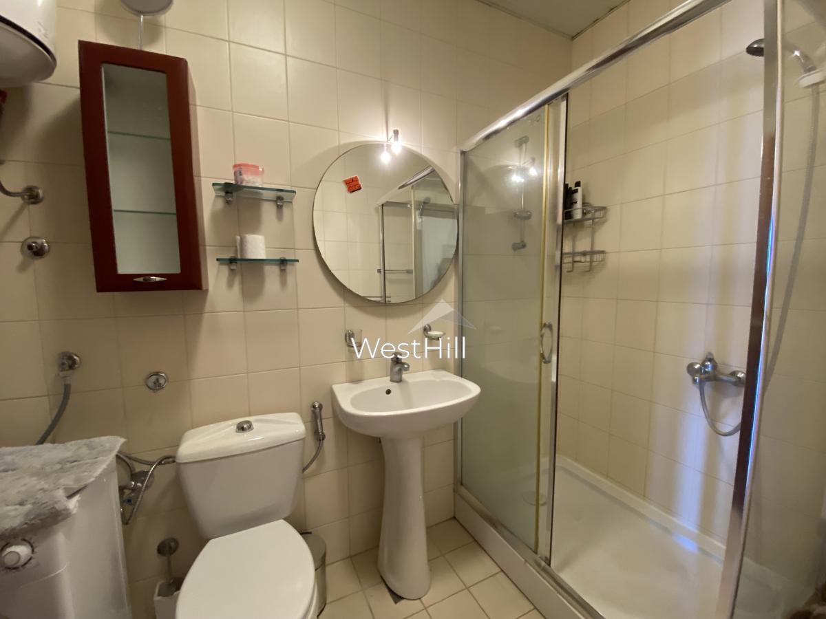 Wohnung zu verkaufen in Risan mit Meerblick in einer Anlage, Kotor - Objekt 8342 in Montenegro
