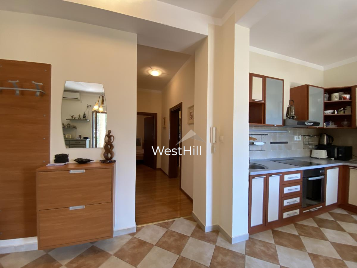 Wohnung zu verkaufen in Risan mit Meerblick in einer Anlage, Kotor - Objekt 8342 in Montenegro