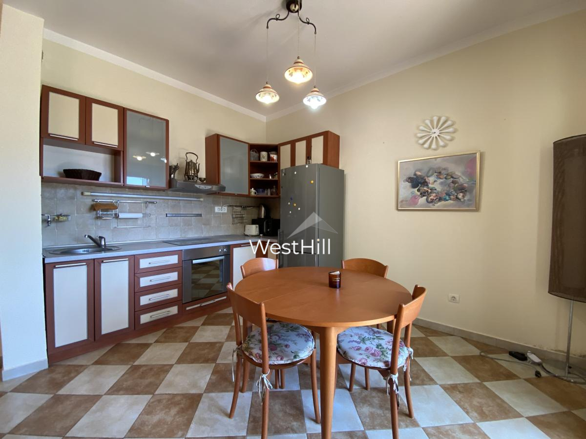 Wohnung zu verkaufen in Risan mit Meerblick in einer Anlage, Kotor - Objekt 8342 in Montenegro