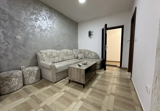 Izdaje se stan od 1. oktobra u Bečićima sa 1 spavaćom sobom 42m2