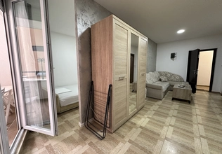 Izdaje se stan od 1. oktobra u Bečićima sa 1 spavaćom sobom 42m2