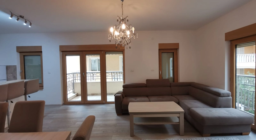 Продаётся квартира с 2 спальнями 74м2 в Пржно
