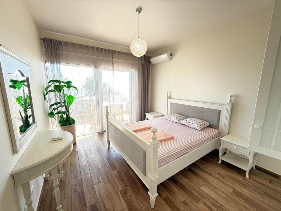 Продается 2-комнатная квартира 110 м² с видом на море в Добрых Водах