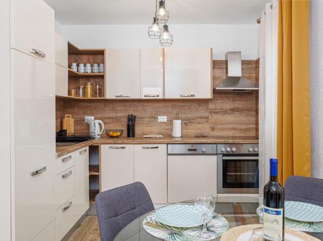 For sale a large three-storey house with a garage in Solace