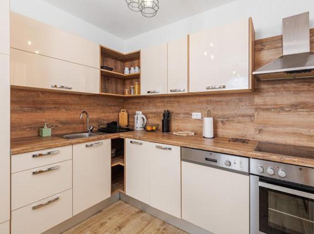 For sale a large three-storey house with a garage in Solace