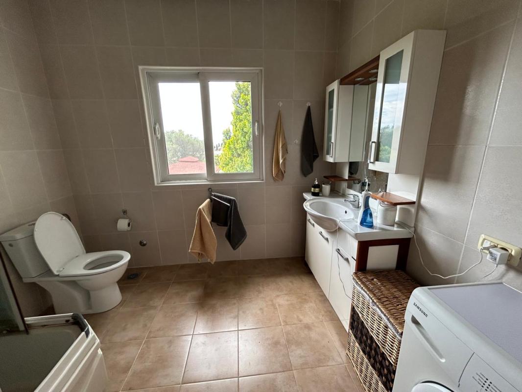 Продается узаконенный дом 160 м² в тихом и живописном районе Бара, Буртайши