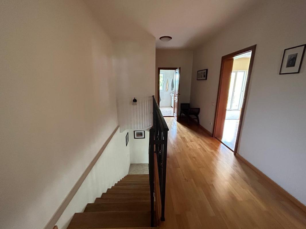 Продается узаконенный дом 160 м² в тихом и живописном районе Бара, Буртайши