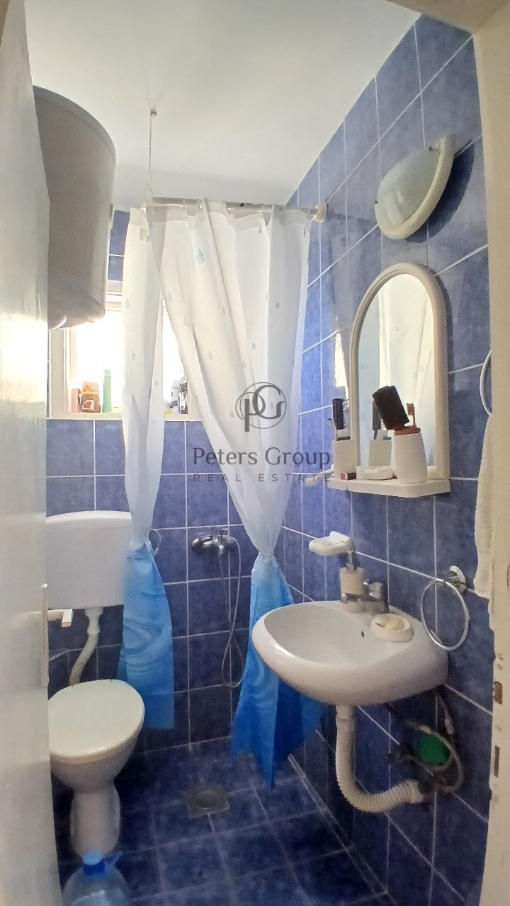 For sale: House with panoramic terrace near the sea in the resort village of Utjeha