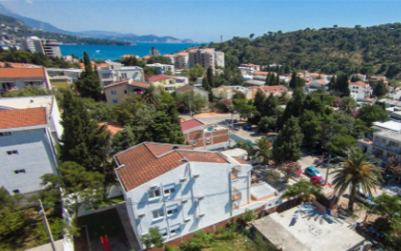 Hotel na prodaju pored mora u Sutomoru