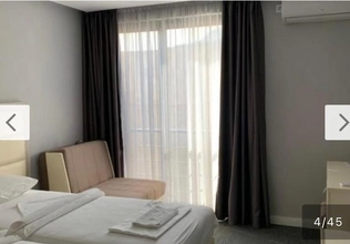 Hotel for sale, Sutomore