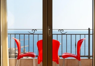 House for rent 3 floors, Rezevici, Perazica Do