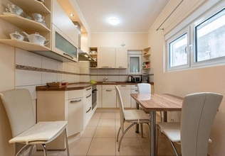 House for rent 3 floors, Rezevici, Perazica Do