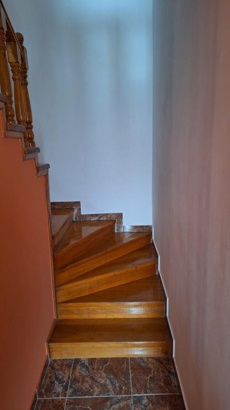 Haus zum Verkauf in Bar 330m2 500m vom Meer entfernt