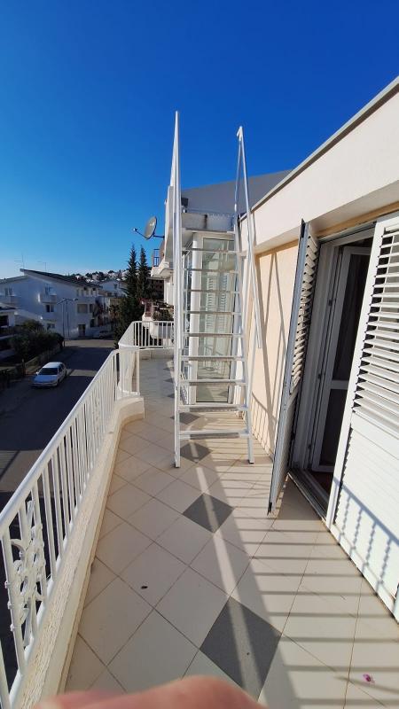 Haus zum Verkauf in Bar 330m2 500m vom Meer entfernt