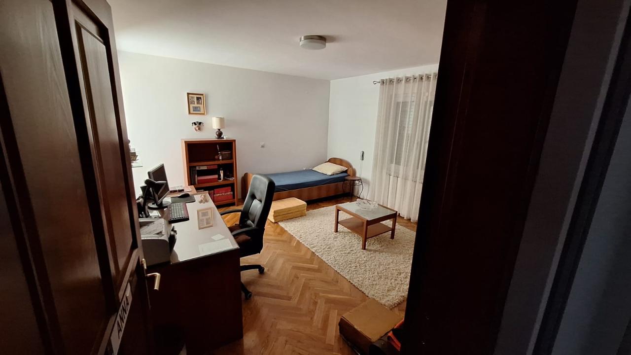 Haus zum Verkauf in Bar 330m2 500m vom Meer entfernt