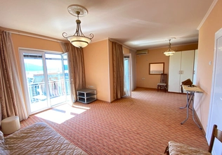 House for sale in Tivat with 3 floors