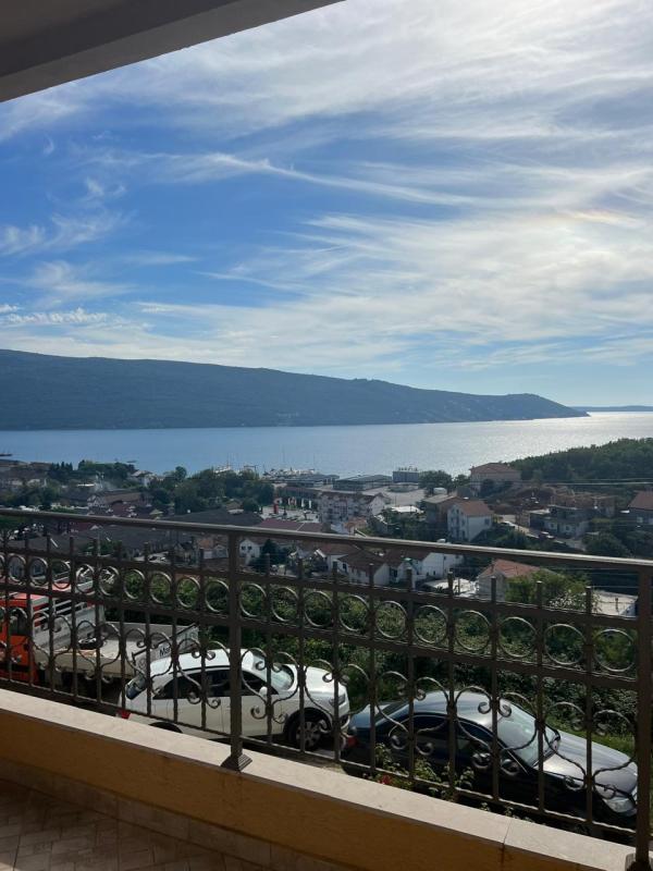 House for sale with panoramic sea view — Zelenika, Herceg Novi