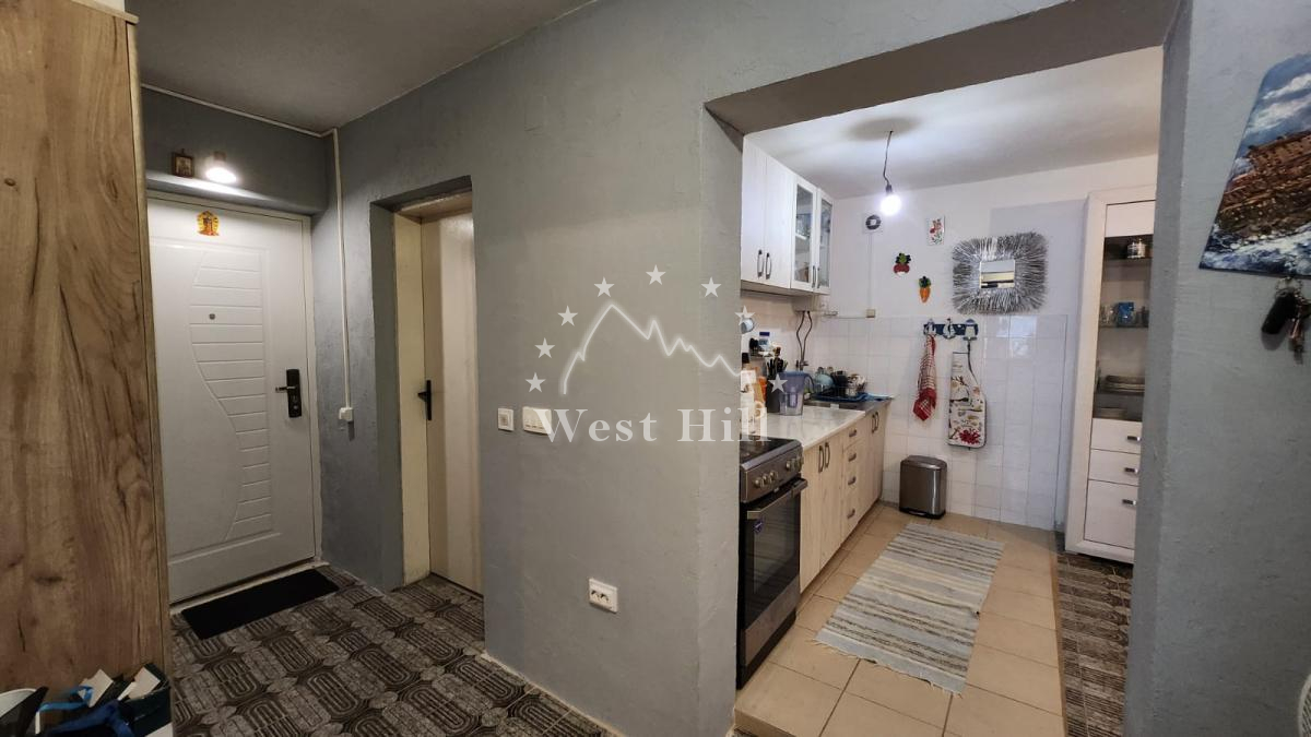 House in Ratisevina with a sea view