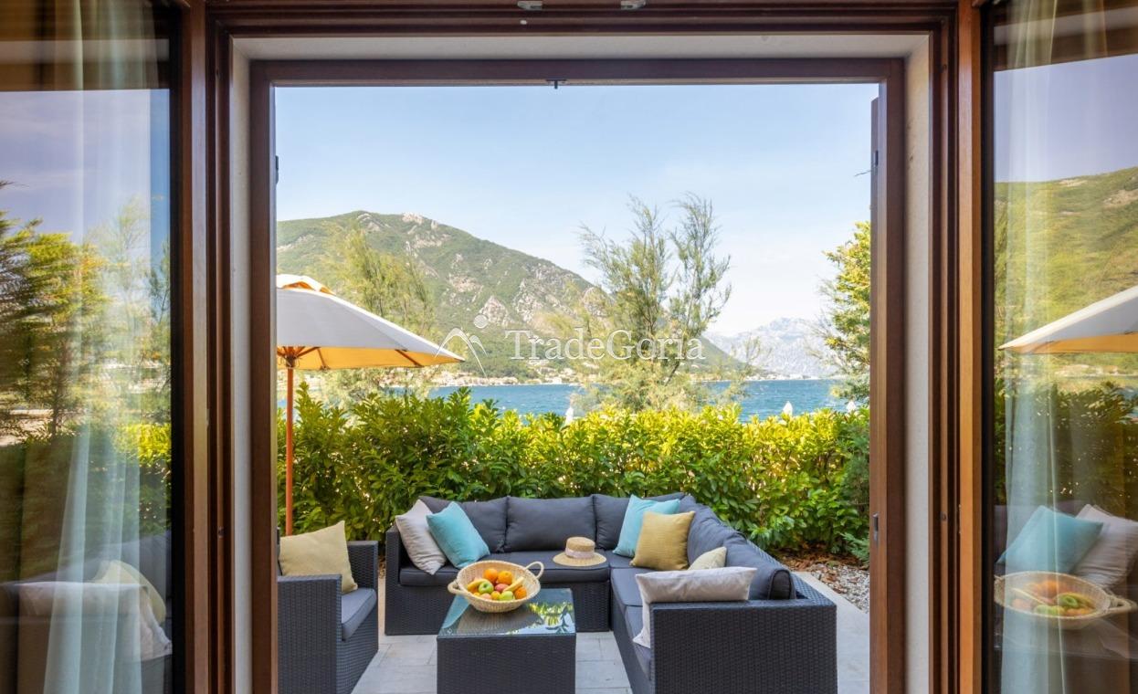 Kotor, Dobrota - Meerblickvillen auf exklusivem Resort für 1.700.000 Euro