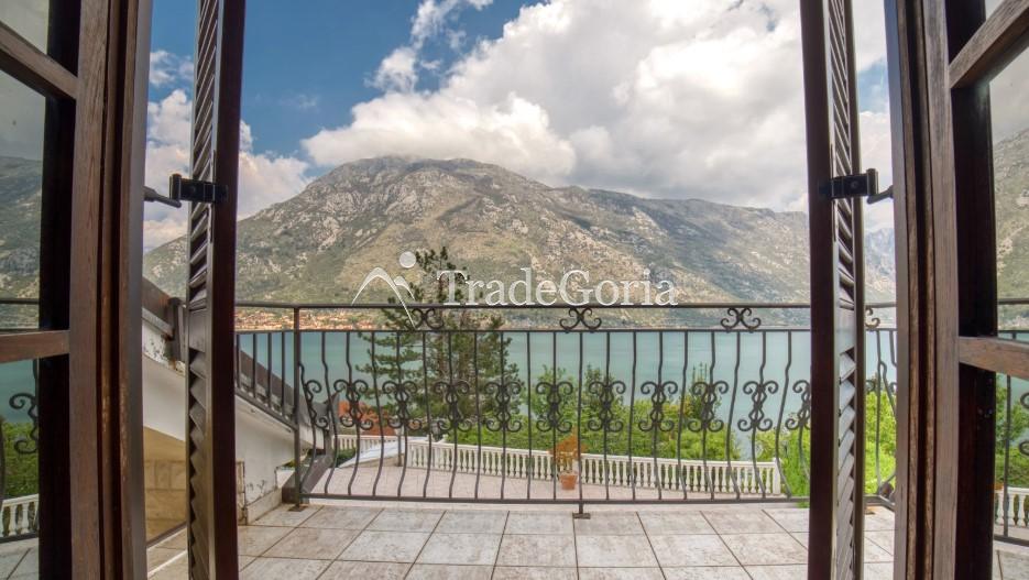 Kotor, Stoliv Luxury Villas