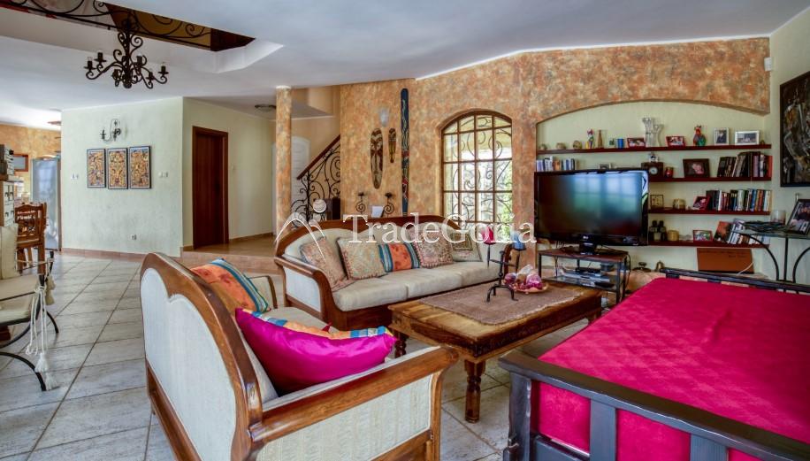 Kotor, Stoliv Luxury Villas