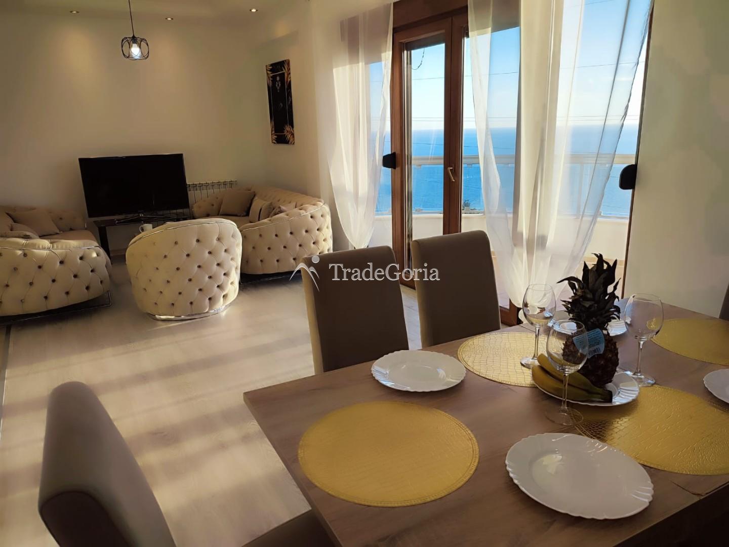 Apartment 102 m2 + Stellplatz in Garage in Dobrye Vody