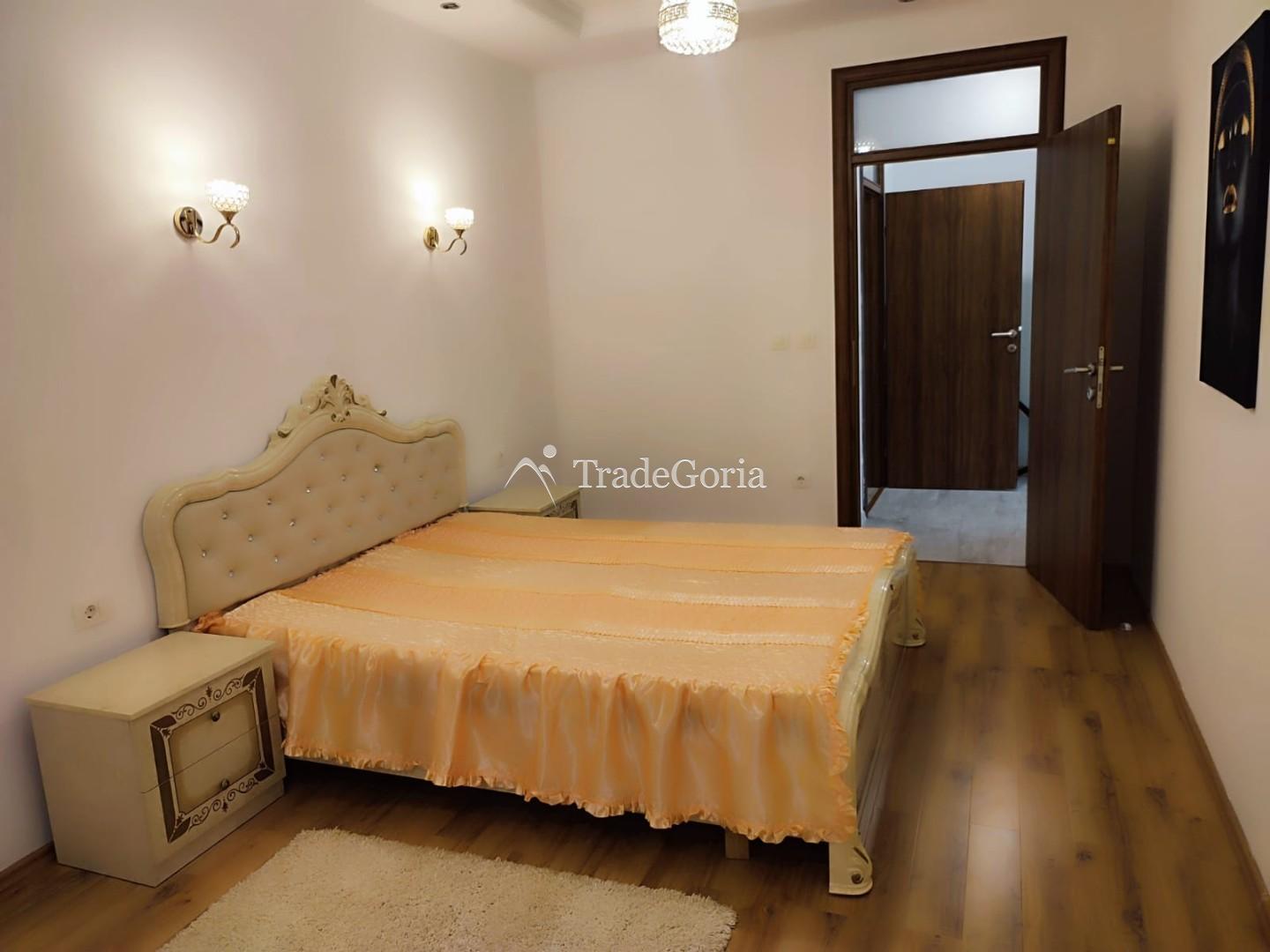 Apartment 102 m2 + Stellplatz in Garage in Dobrye Vody