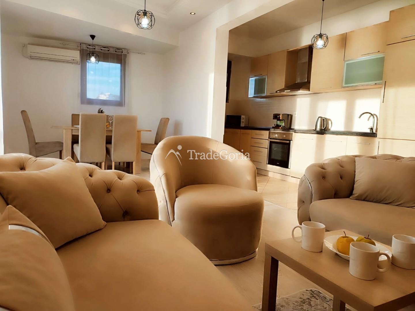 Apartment 102 m2 + Stellplatz in Garage in Dobrye Vody