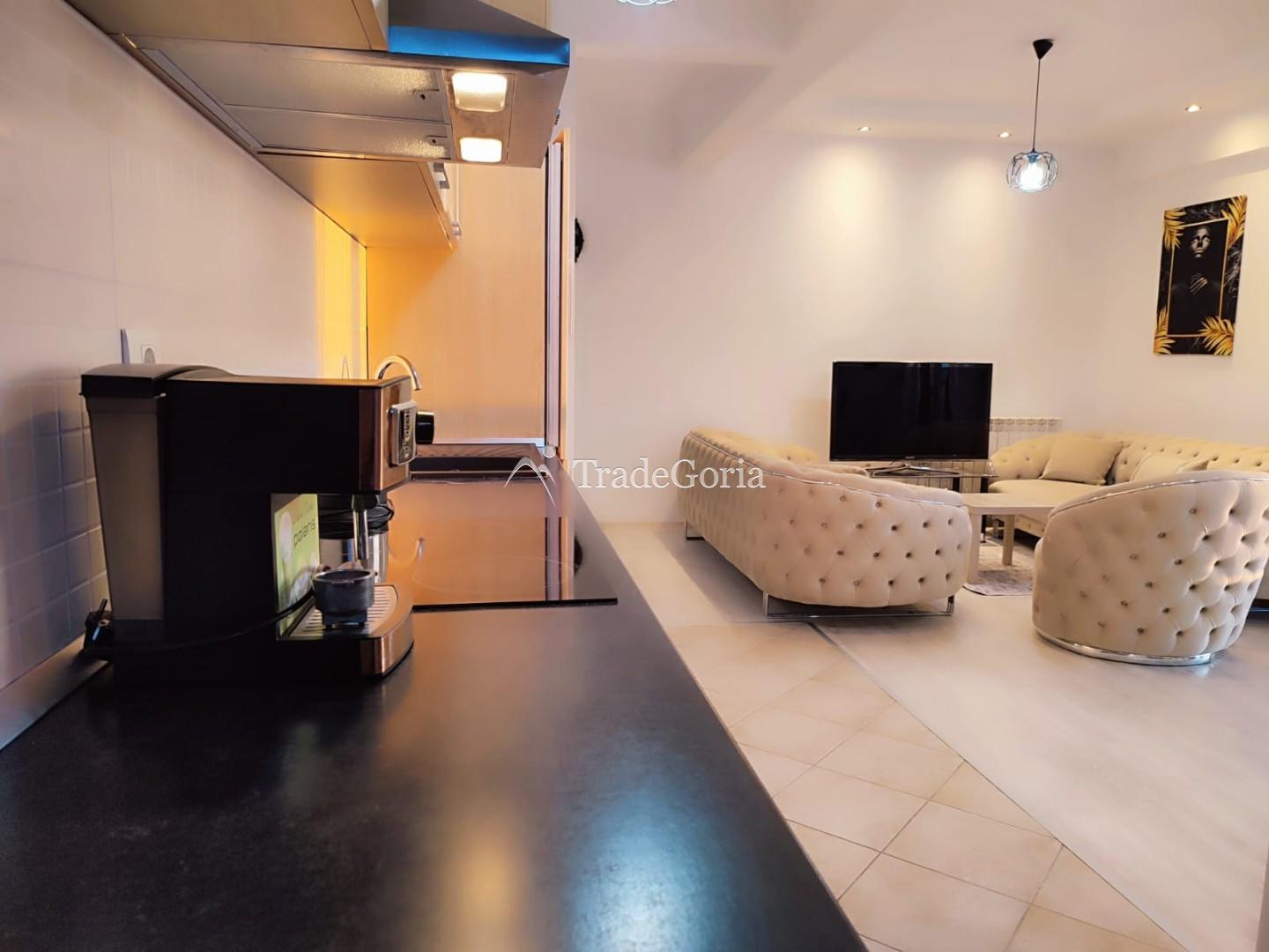 Apartment 102 m2 + Stellplatz in Garage in Dobrye Vody