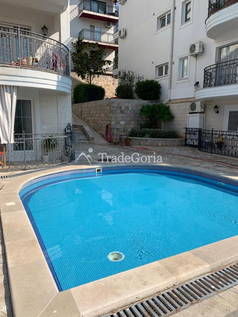 Apartment 87 m2 in Đenovići - 250000 euros