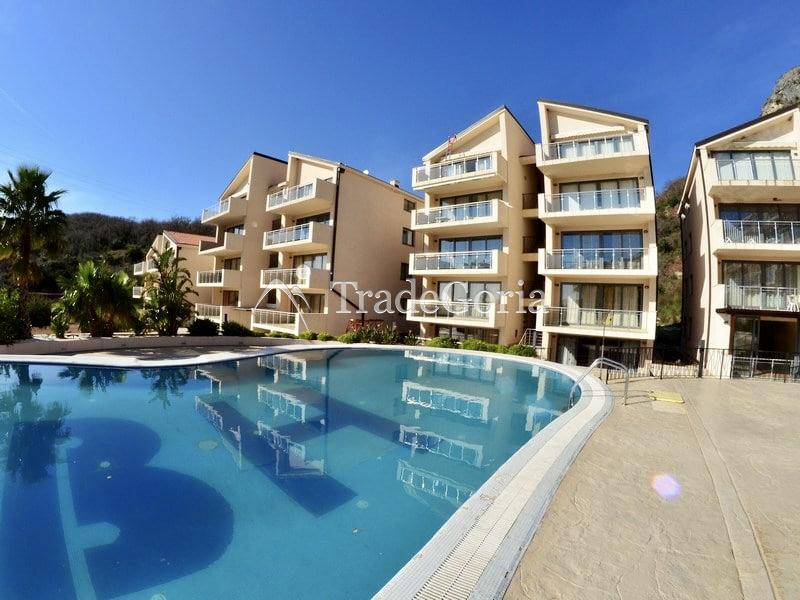 Apartment with 1 Bedroom in a Complex with Pool in Przno