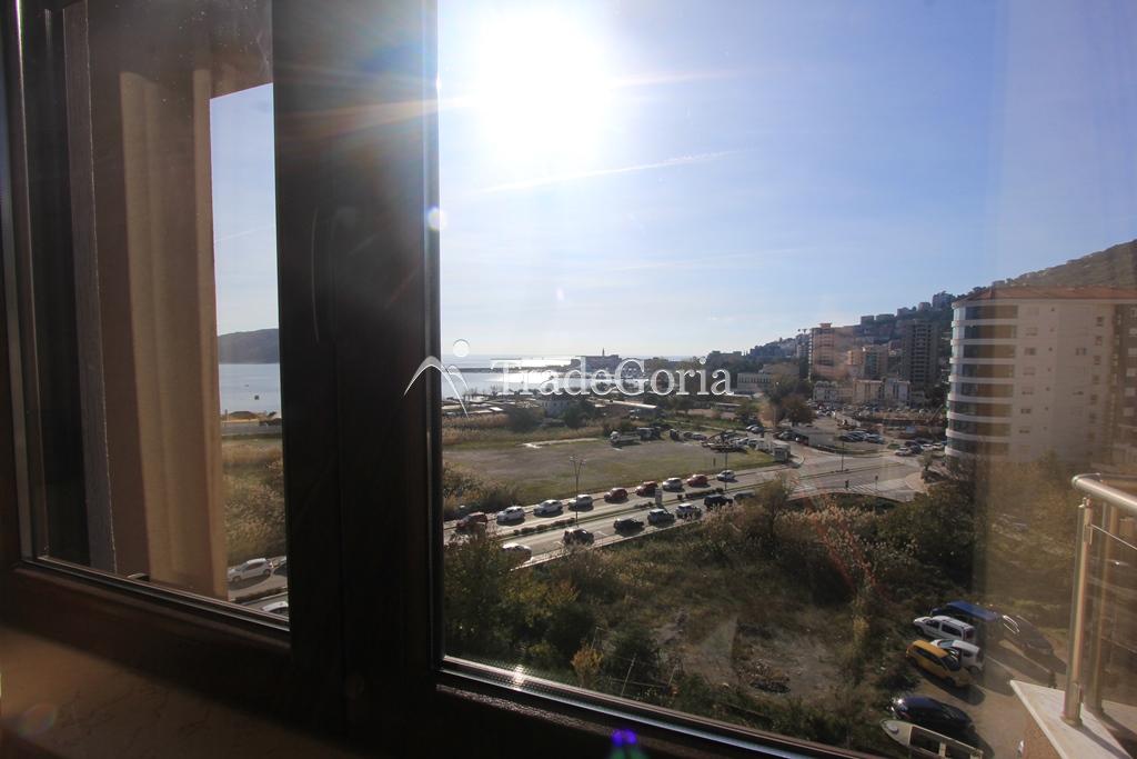 Apartment with 1 bedroom in Cafe City building in Budva