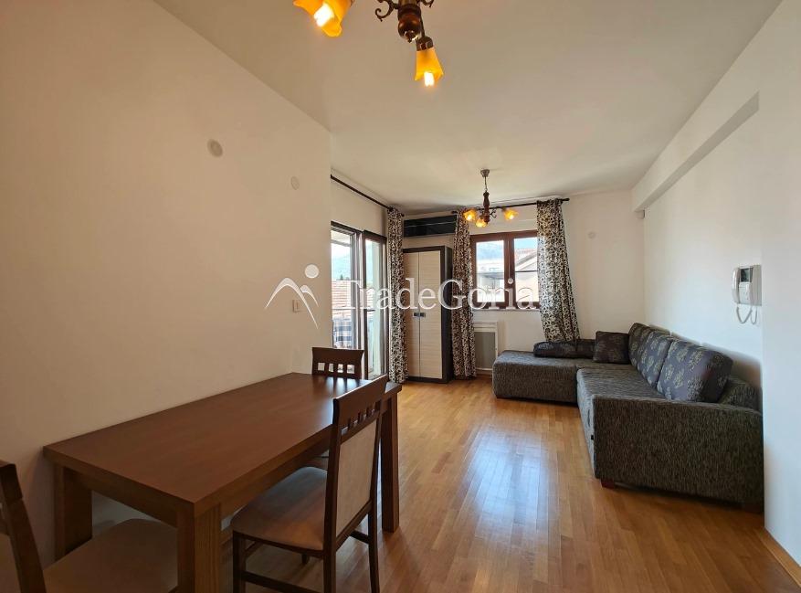Apartment with 2 bedrooms and sea views in Donja Lastva