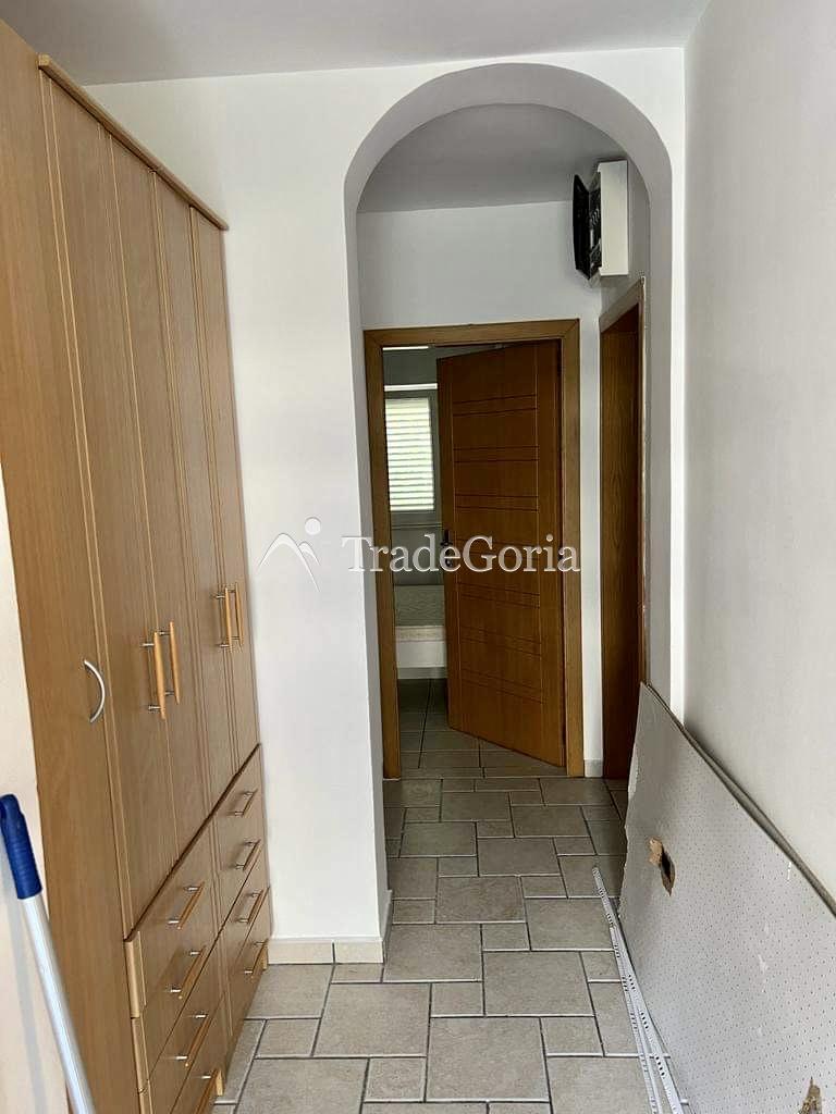Apartment with 3 bedrooms 50 meters from the sea in Petrovac