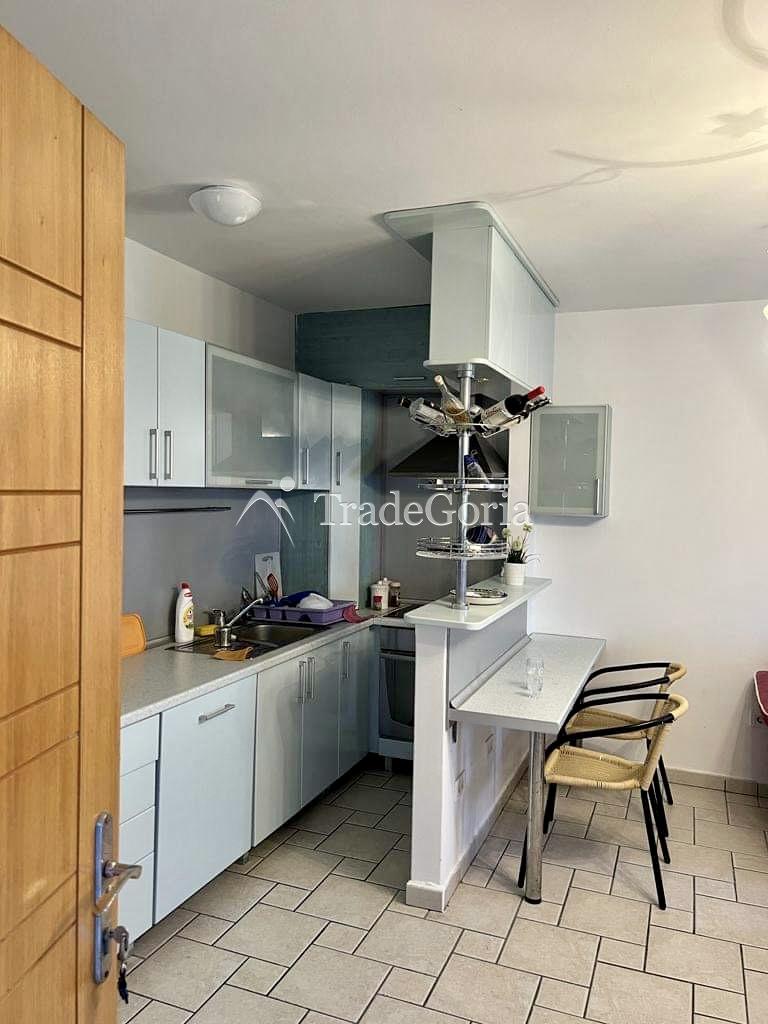 Apartment with 3 bedrooms 50 meters from the sea in Petrovac