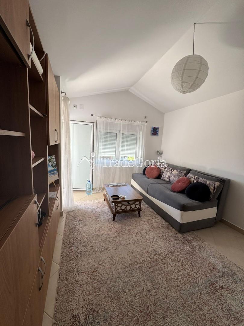 One-Bedroom Apartment Below the Main Road in Sutomore