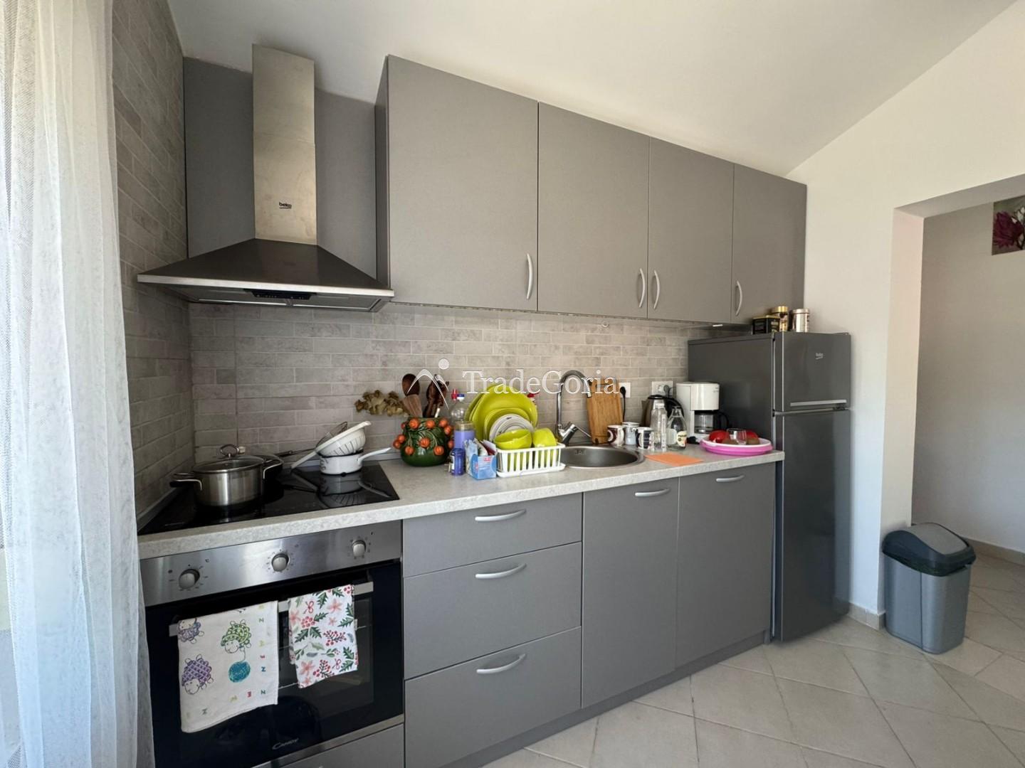 One-Bedroom Apartment Below the Main Road in Sutomore
