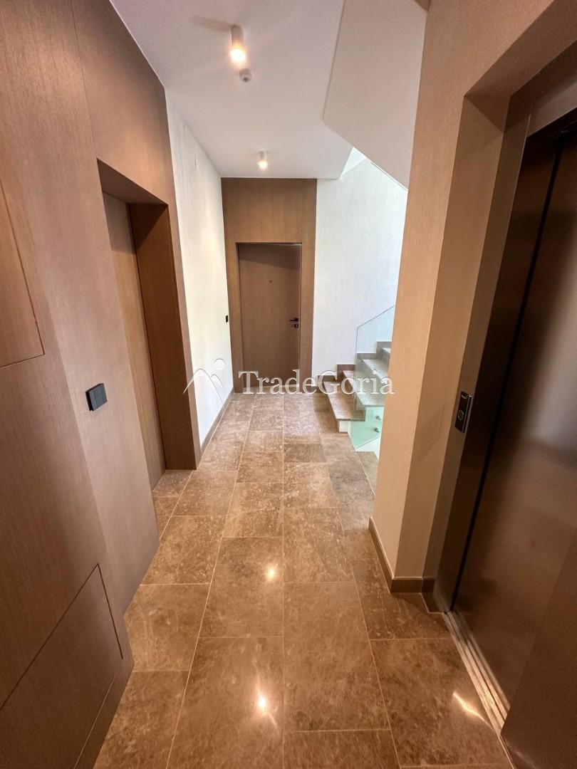 Apartment mit Meerblick und 1 Schlafzimmer in Bar, 1. Linie vom Meer - 168.000 Euro