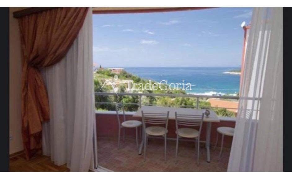 Apartment with Sea View in Quiet Location in Uteha at a Low Price