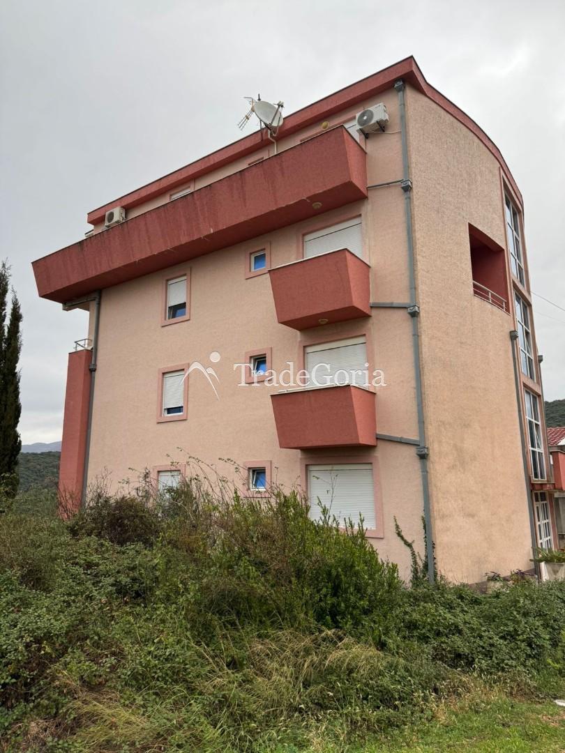 Apartment with Sea View in Quiet Location in Uteha at a Low Price