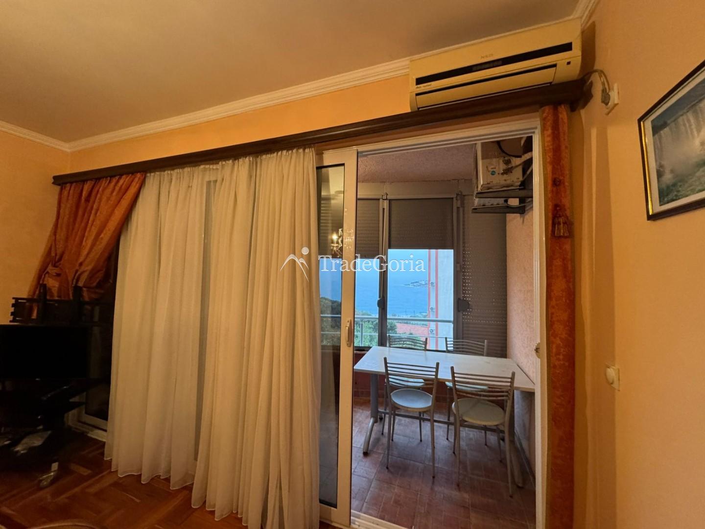 Apartment with Sea View in Quiet Location in Uteha at a Low Price