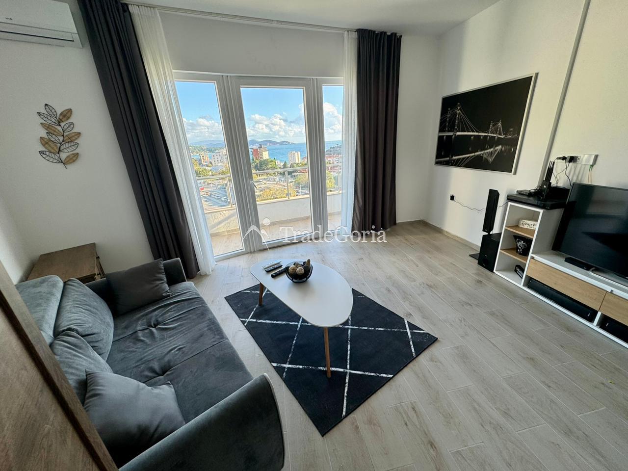 Studio apartment in Sutomore with stunning sea and city views