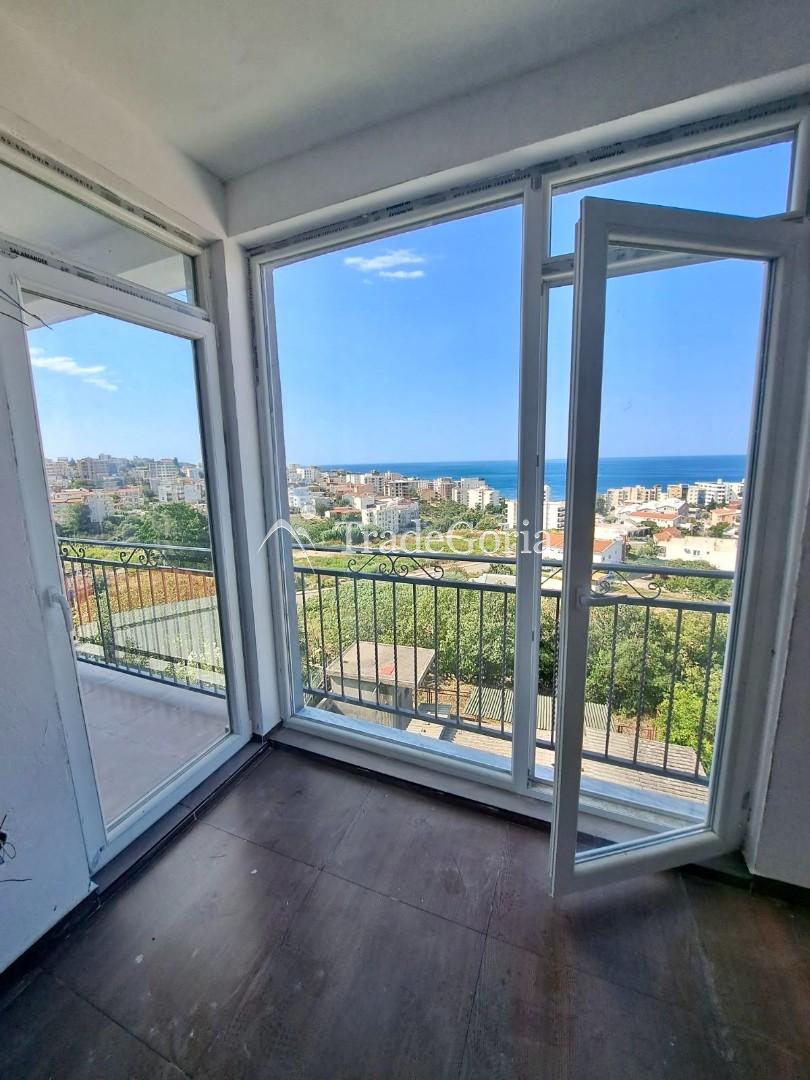 Apartment in einem neuen Gebäude mit 2 Schlafzimmern in Dobry Vody mit Blick auf das Meer in einem 