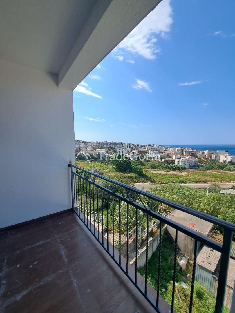 Apartment in einem neuen Gebäude mit 2 Schlafzimmern in Dobry Vody mit Blick auf das Meer in einem 