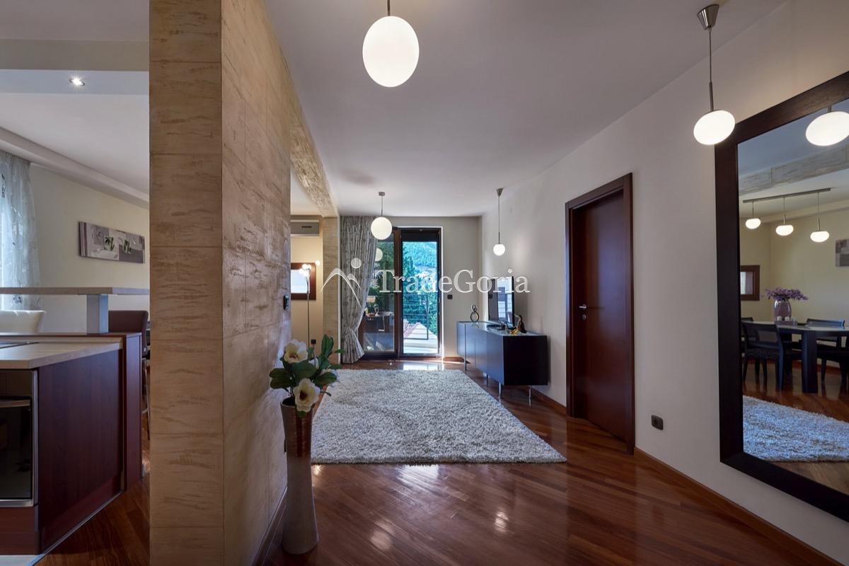 Apartment in the city center of Budva with 3 bedrooms - price 395,000 euros