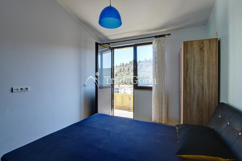 Apartment in the center of Sutomore with 2 bedrooms, total area of 65m2