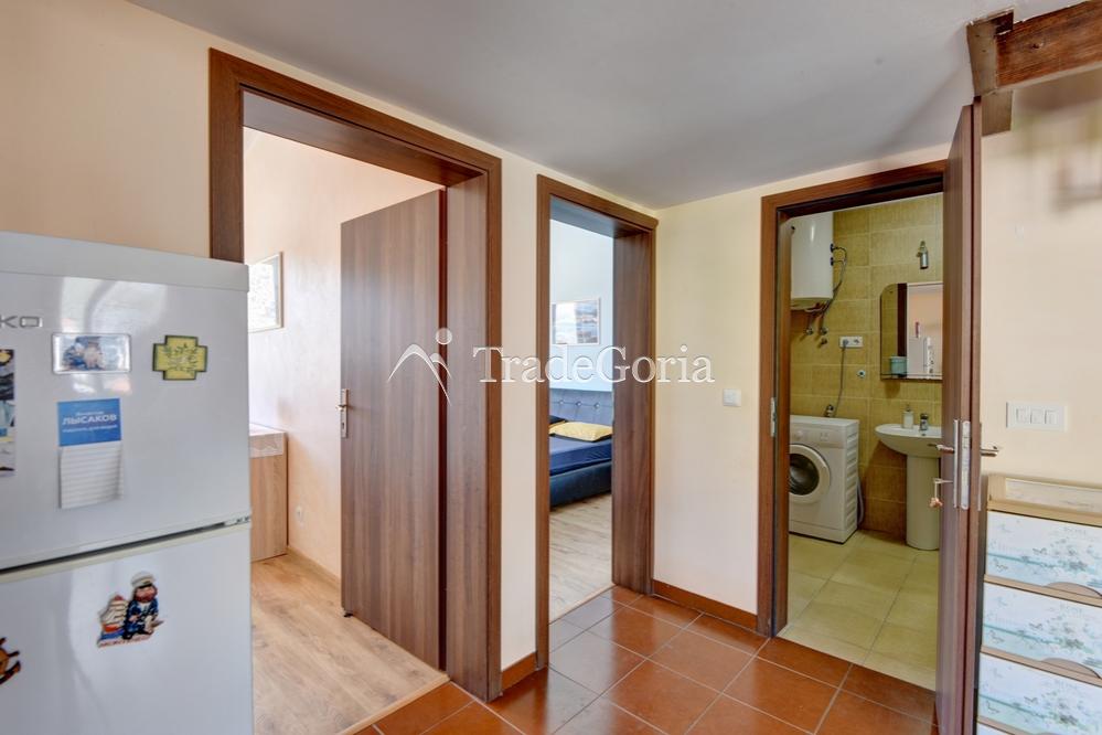 Apartment in the center of Sutomore with 2 bedrooms, total area of 65m2
