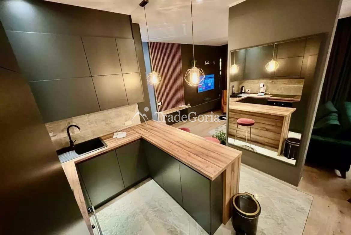 Apartment in a residential complex with a pool, spa, and gym